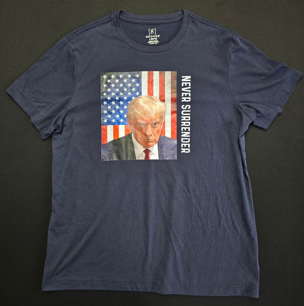 George Never Surrender Donald Trump USA Flag Graphic T Shirt Mens Large Blue